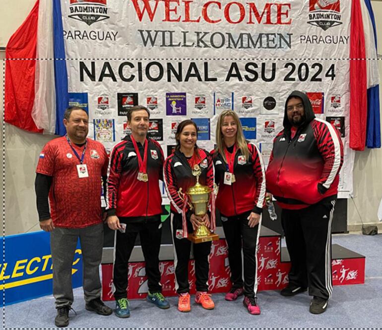 Exitosa culminación del Campeonato Nacional de Bádminton, con la premiación a los mejores en las distintas categorías.