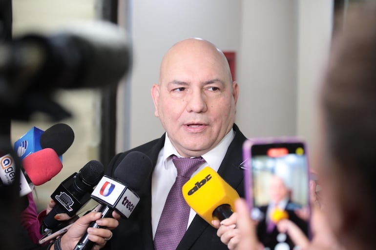 viceministro de Seguridad Interna, del Ministerio del Interior, Oscar Pereira. Foto gent. Prensa Senado