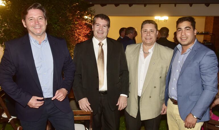 Gabriel Enciso, Gustavo Vera, Héctor Sosa Gennaro y Rodrigo Medina.