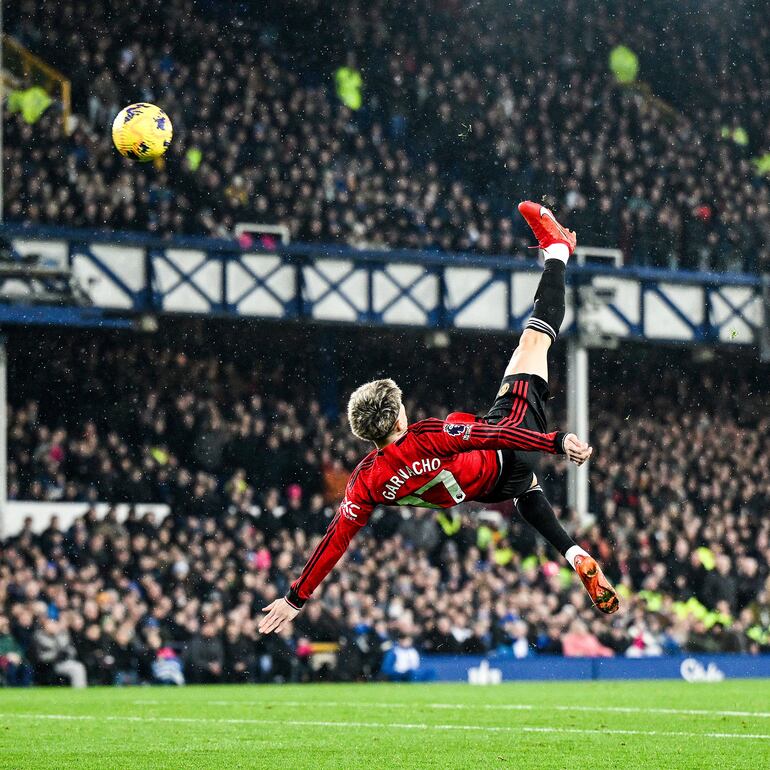 Acción del gol de Alejandro Garnacho ante el Everton.