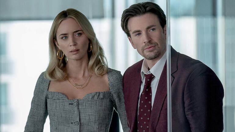 El negocio del dolor película Emily Blunt Chris Evans