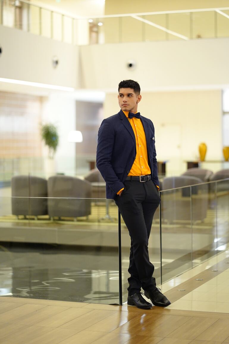 El joven Santiago Rodas sueña traer el título de Mister Earth International a Paraguay. (José Paravicini)