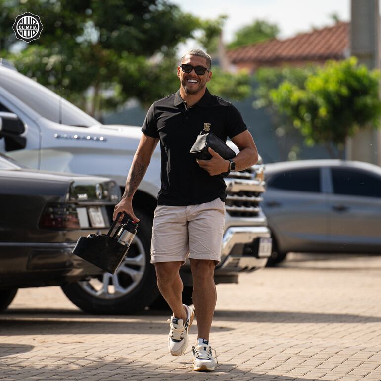 Richard Ortiz, en la llegada a la pretemporada en la Villa Olimpia.