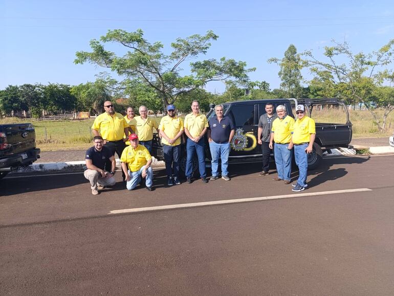 Integrantes de la Comisión Deportiva del TACPy, en una de las primeras visitas a la sede del RTI.