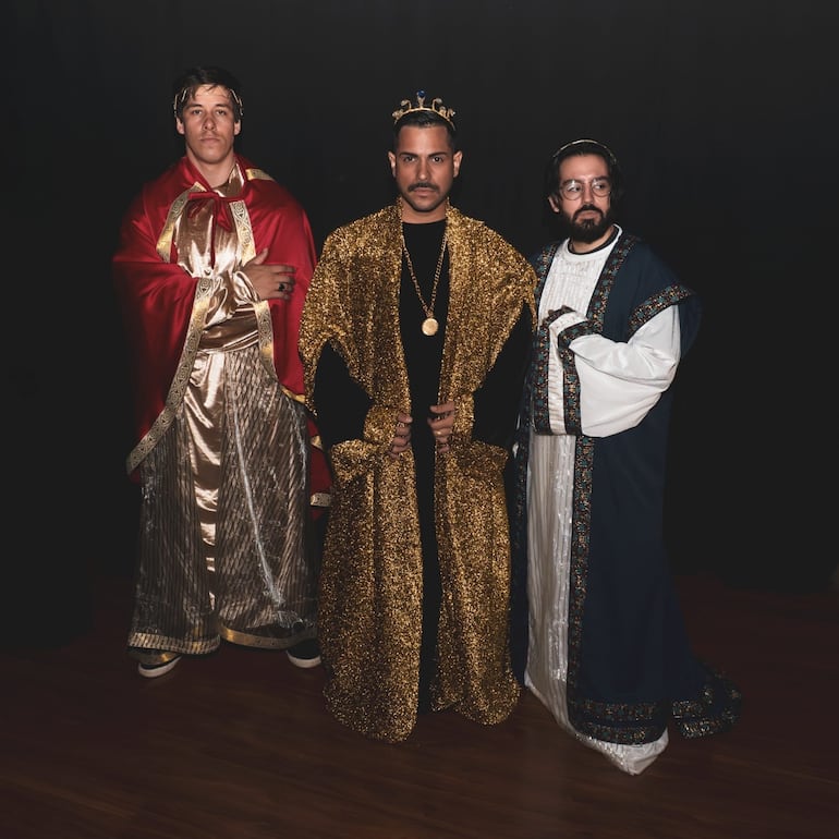 Los Reyes Magos también serán parte de esta puesta en el Teatro Latino. 