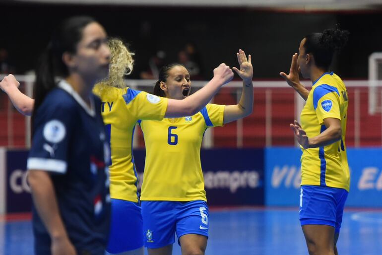 La selección paraguaya perdió con Brasil en la última fecha de la fase de grupos de la Copa América Femenina de Futsal FIFA 2023.