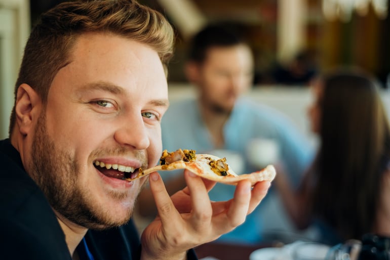 Dieta sana y disfrute gastronómico pueden ir de la mano. Foto: Freepik/EFE