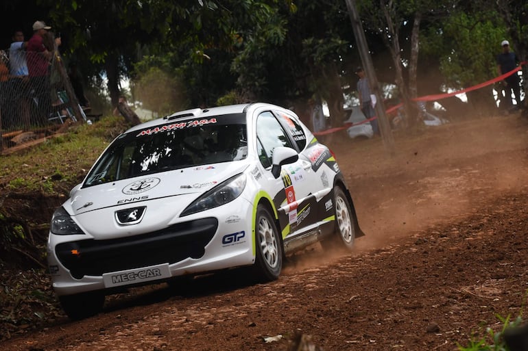 Omar Benítez, líder de la F2 y ganador del TCR en la tracción sencilla, con el Honda Civic, volverá al Peugeot 208 en Colonias Unidas.