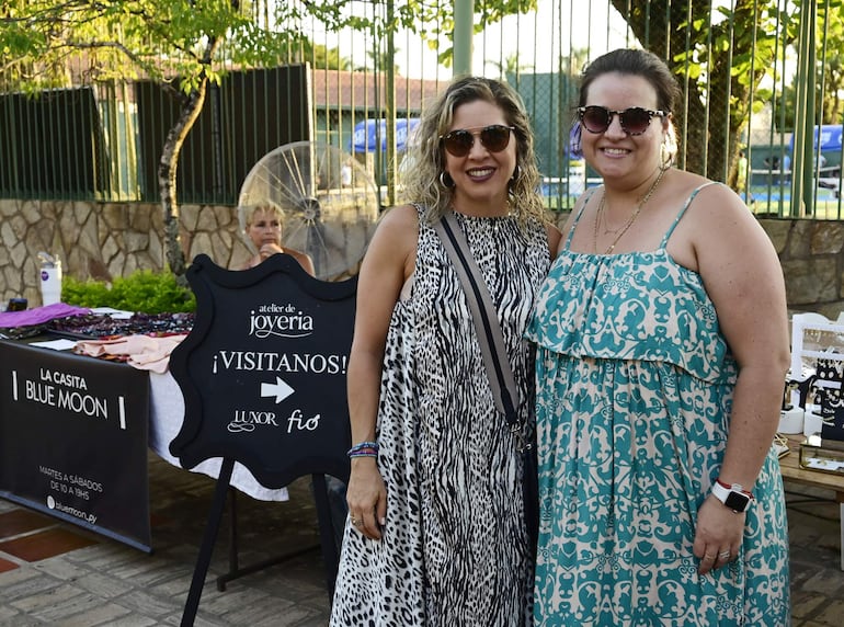 Belén Manchini y Fio Galli, presente en la Feria del Club Náutico.