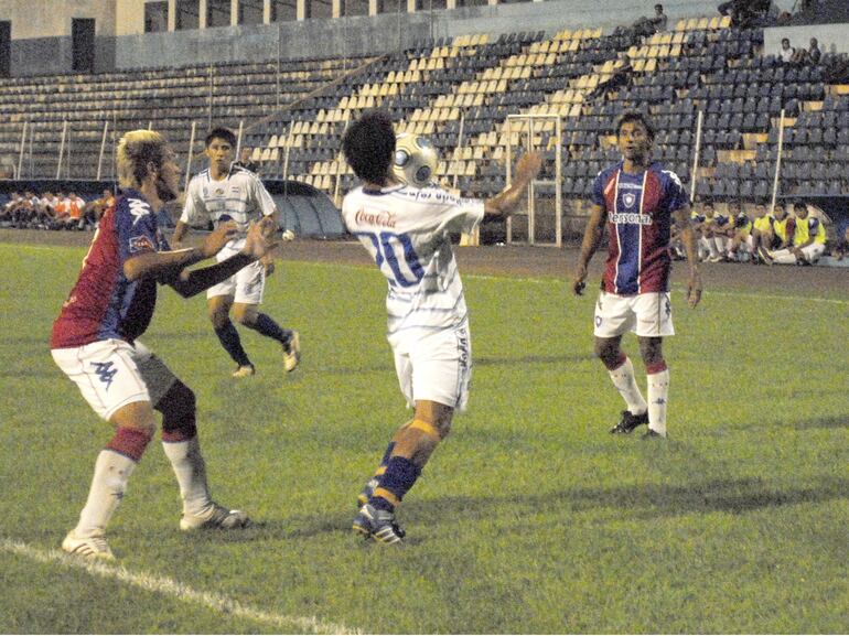 El último 2 de Mayo vs. Cerro Porteño en Pedro Juan Caballero fue en el torneo Clausura 2009.