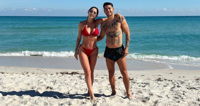 Stephi Ríos y Tito Torres en Miami Beach.