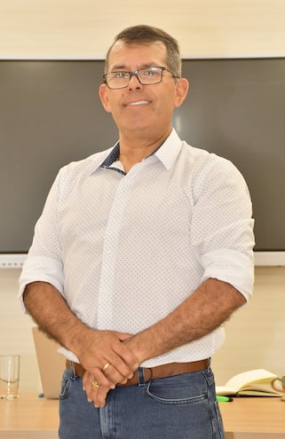 Ignacio Cano, director de Comercial Virgen del Rosario.