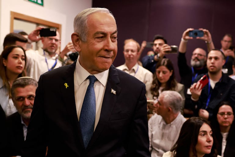 El primer ministro israel Benjamin Netanyahu a su llegada a la corte del distrito de Tel Aviv, este martes.