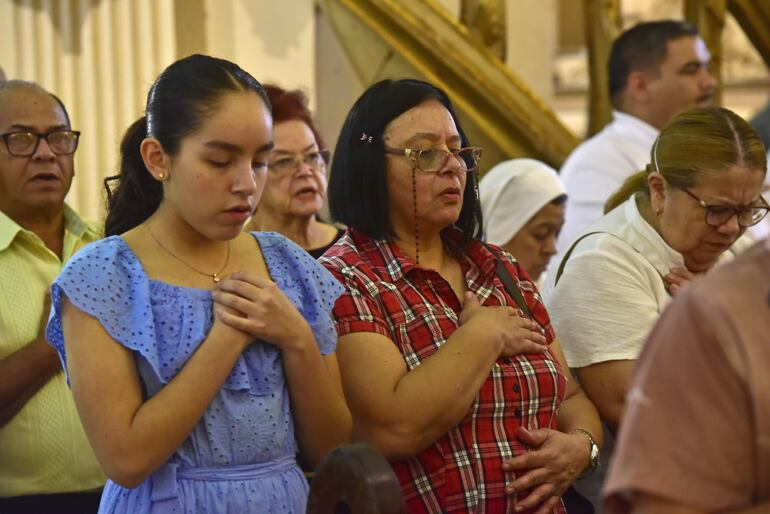 En este día, los creyentes están llamados a rezar por la santidad de sus sacerdotes.
