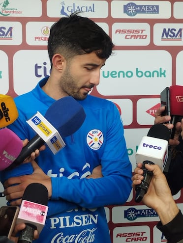 Mathías Villasanti, jugador de la selección paraguaya