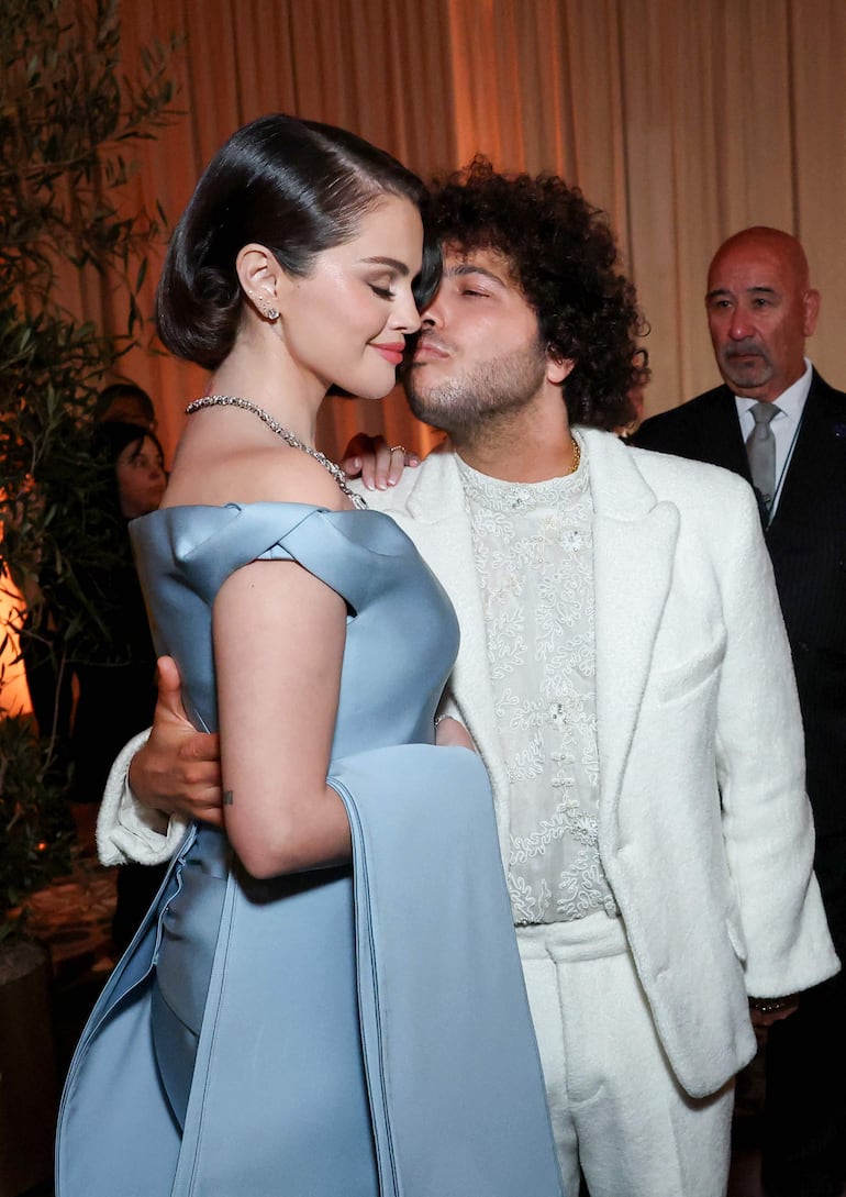 Selena Gómez y Benny Blanco ya están comprometidos y pronto pasarán por el altar. (Mónica Schipper/Getty Images/AFP)

