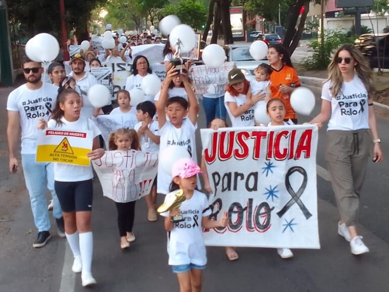 Manifestación caso Arrayanes