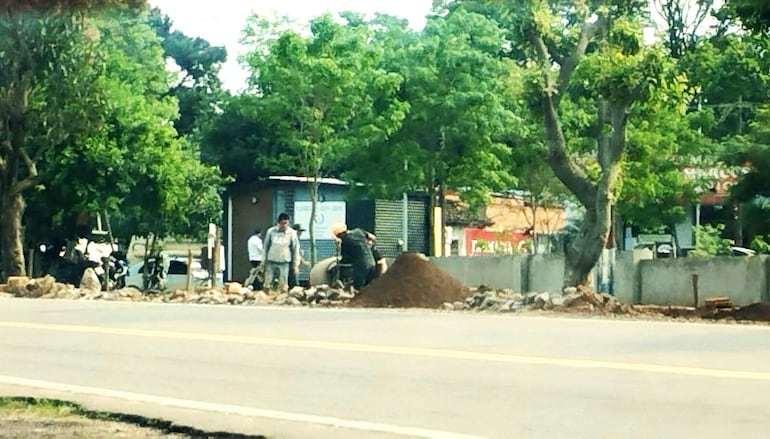 La construcción de una plaza lineal está avanzando en Quiindy.