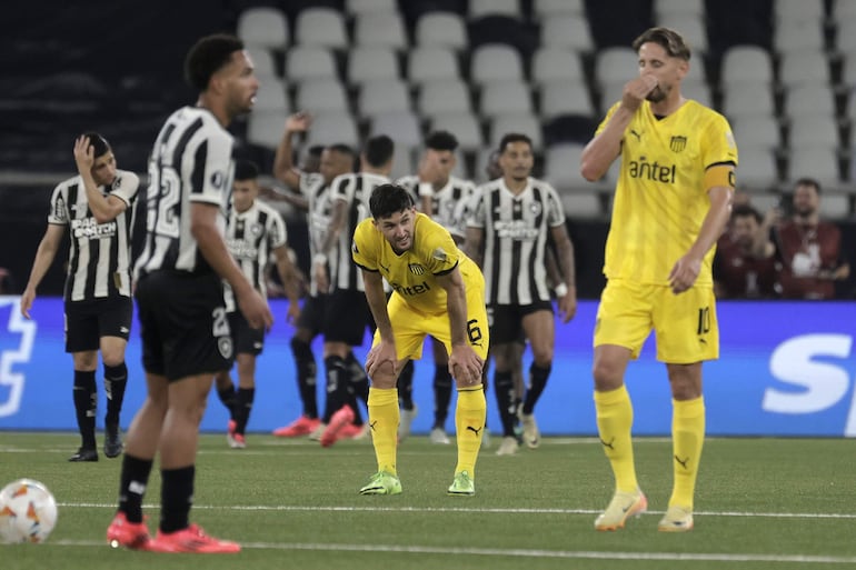 Botafogo juega en Montevideo para asegurar su ingreso a la final de la Copa Libertadores