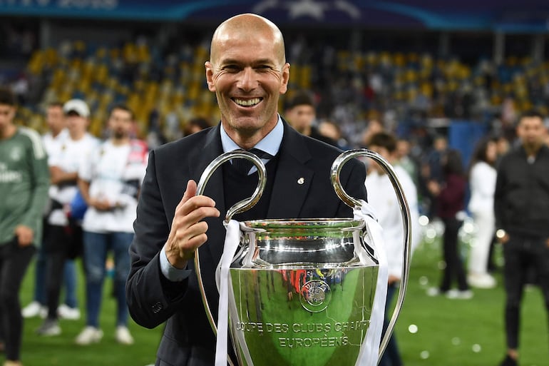 Zinedine Zidane es el candidato de los franceses para ser el entrenador de la selección de Francia