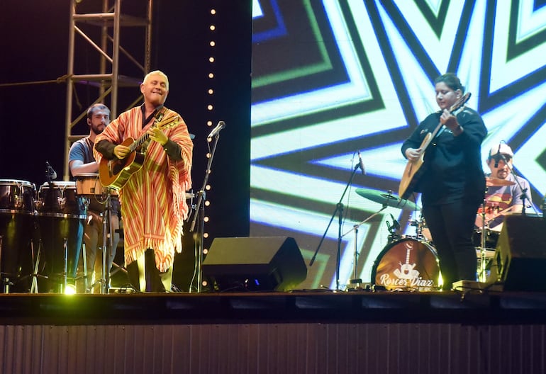 Juan Cancio Barreto es la firma de un show lleno de musicalidad como también de humor.