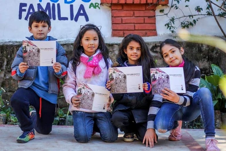 “Patrimonitos - Conociendo mi Cuenca” es un libro especialmente diseñado para niños y niñas de 8 a 12 años, con el propósito de fomentar el conocimiento y cuidado de nuestro entorno natural.