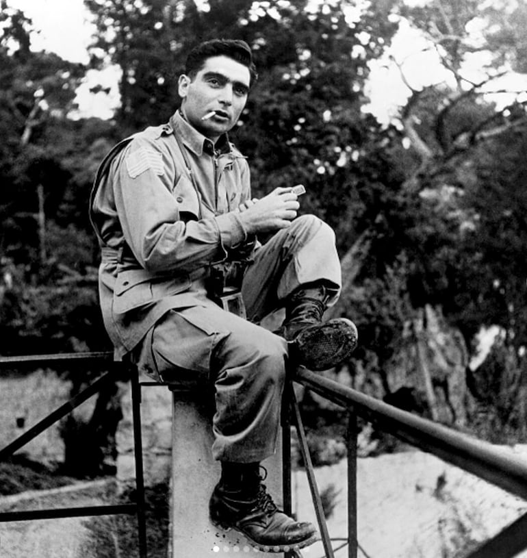 Robert Capa.