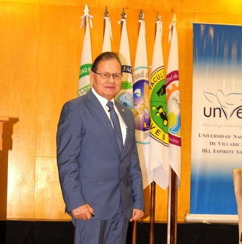 Rector de la Universidad Nacional de Villarrica del Espíritu Santo (Unves), Simón Benítez.