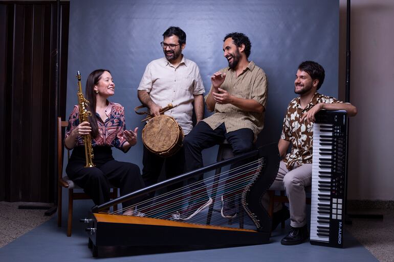 Lara Barreto, Seba Ramírez, Juanjo Corbalán y Víctor Álvarez.