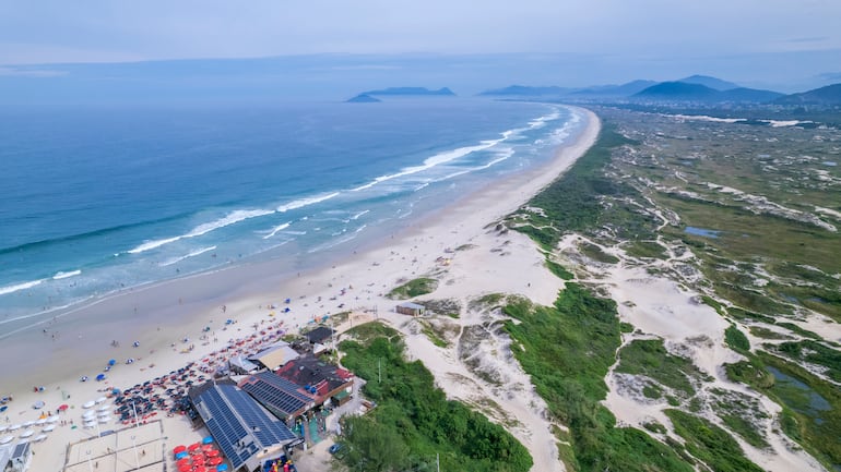 Joaquina playa en Florianópolis, Santa Catarina, Brasil.