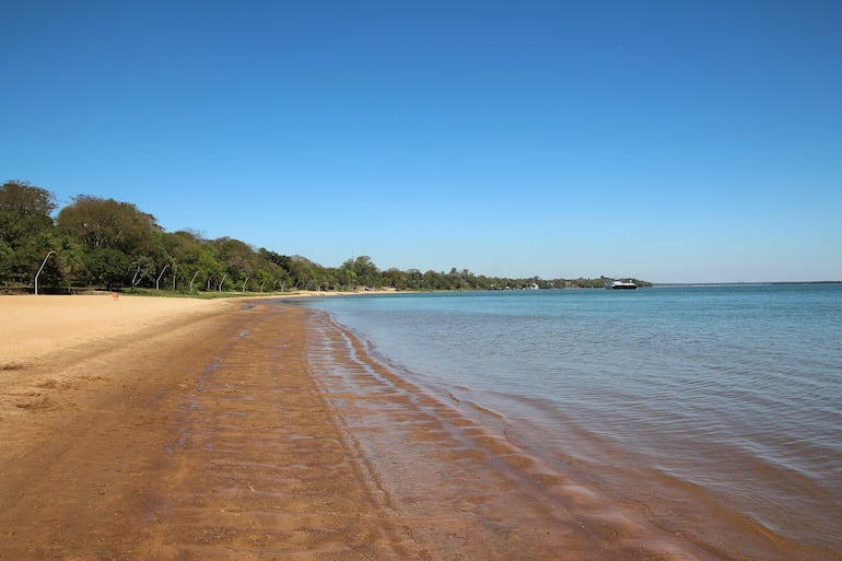 Playa de Ituzaingó, Corrientes.