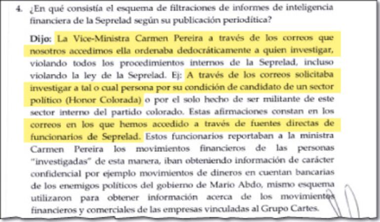 En su presentación,  Torres Romero señalaba que, efectivamente, es empleado de firmas periodísticas que hacen al Grupo Nación Media, vinculado al cartismo.