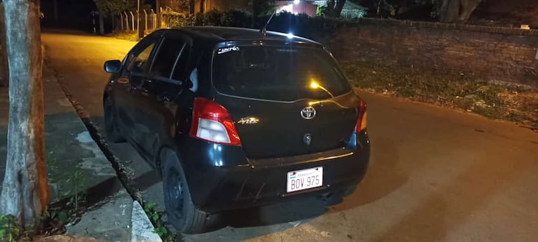 Denuncian el robo de este automóvil en la ciudad de Capiatá.