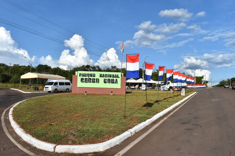 Entrada del Parque Nacional Cerro Corá.