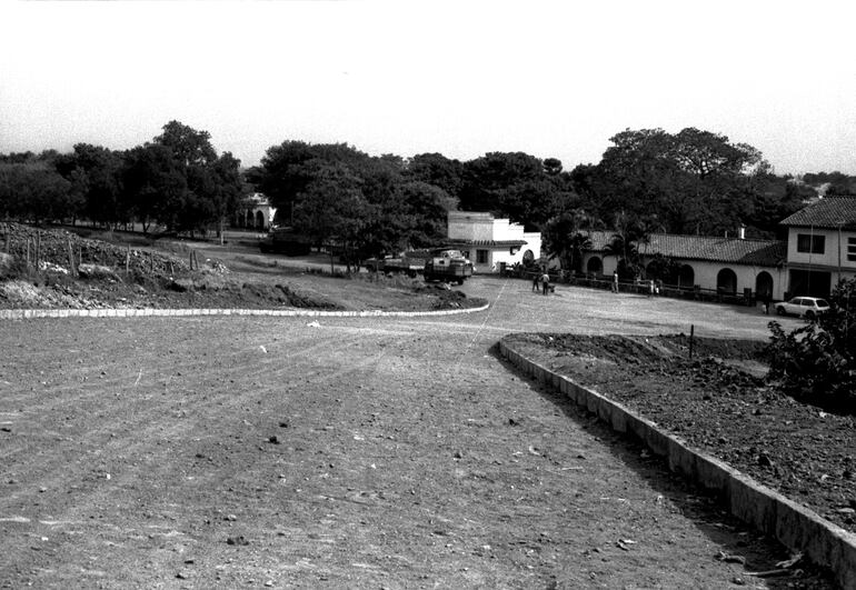 Así lucía el empedrado que unía la Diagonal Tacumbú con la calle Colón, a los pies del Cerro Tacumbú.