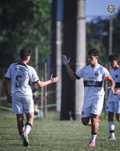 Los franjeados salieron victoriosos ante el rojo de Mallorquín