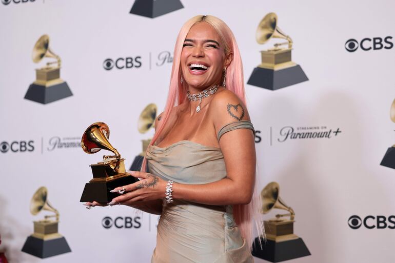 Karol G ganó su primer Grammy norteamericano por "Mañana será bonito".