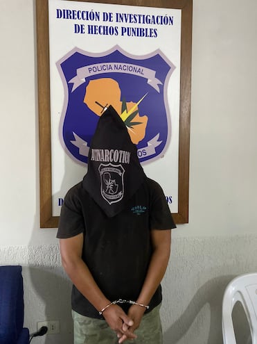 Aprehenden a argentino con 30 gramos de cocaína en operativo antinarcóticos.