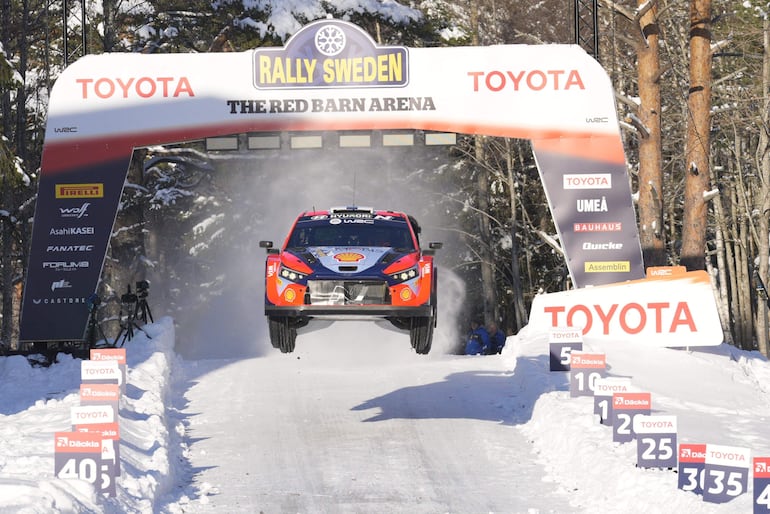 Los finlandeses Esapekka Lappi (34 años) y Janne Ferm (44), con el Hyundai i20 N Rally1, fueron los vencedores en el 2024.