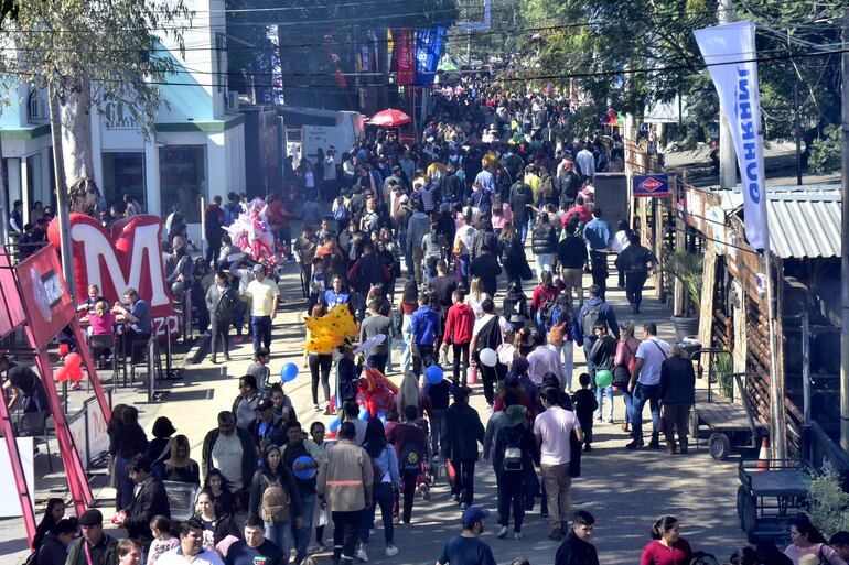 Masiva concurrencia del público este fin de semana en la Expo Mariano Roque Alonso