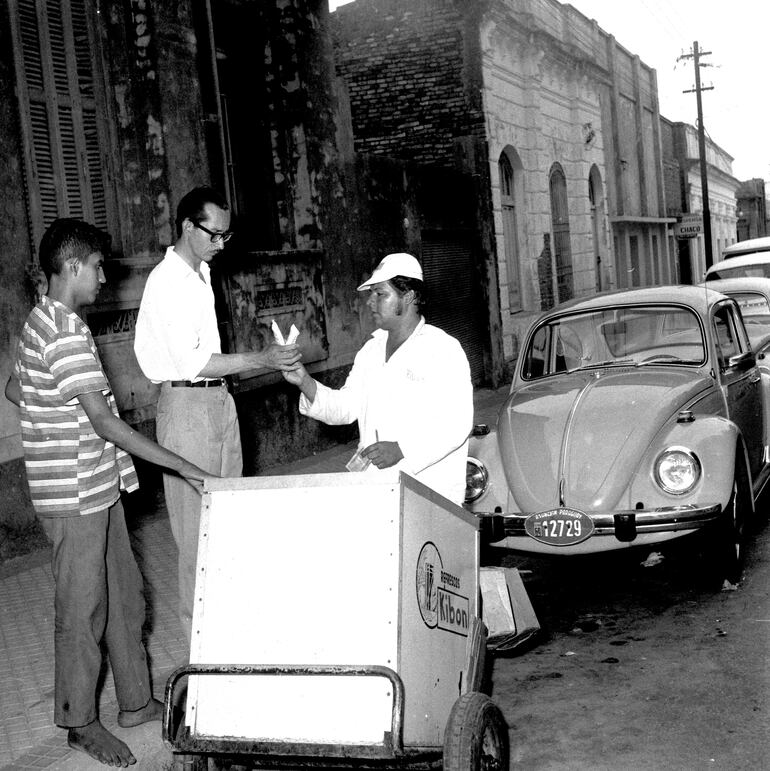 Gerardo Almada, alias Castañuela para unos y Charles para otros, se dedicaba a la venta de helados en las calles de Asunción.