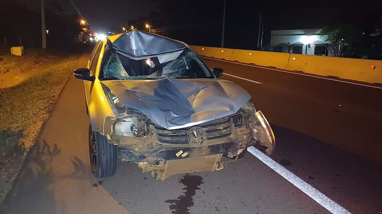 Un automóvil de la marca Volkswagen atropelló a un ciclista en la ruta PY02.