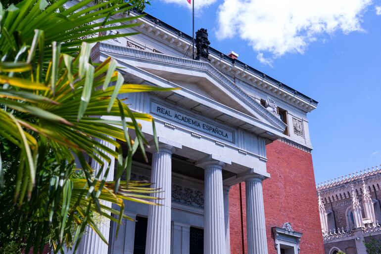 Rea Academia Española. Fachada.