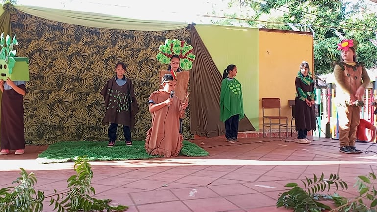 Los niños realizaron una dramatización en la Escuela Inmaculada Concepción.
