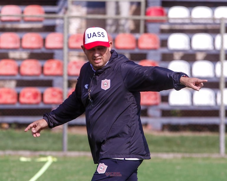 Hugo Marcelo Ovelar Irrazábal (53 años), nuevo entrenador del Sportivo San Lorenzo. (Foto: @SanLorenzo1930)