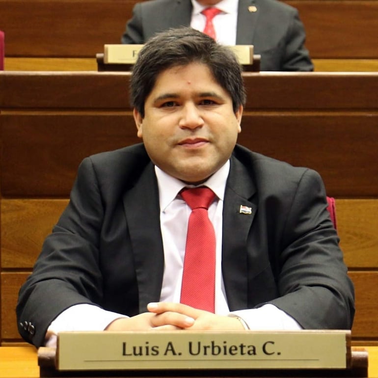 Luis Adolfo Urbieta Cáceres, exgobernador y exdiputado, víctima de asalto en la ciudad de Concepción.