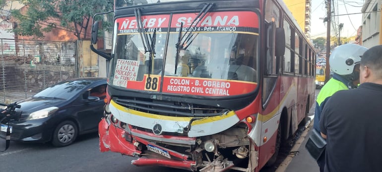 choque en microcentro de Asunción