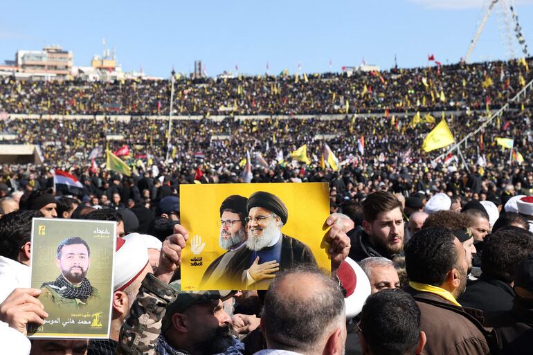 El funeral del líder de Hizbulá Hasán Nasrala, asesinado por Israel, celebrado este domingo en Beirut.