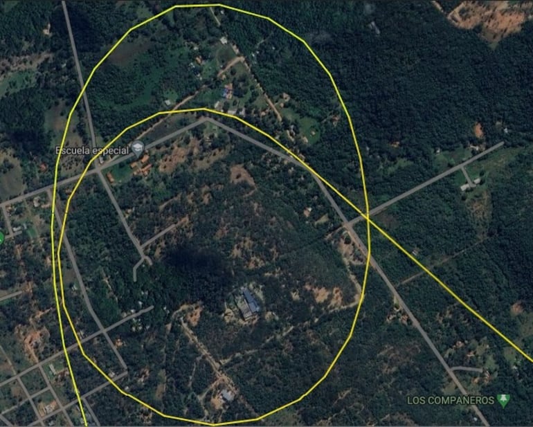 Registros de sobrevuelo de la aeronave sobre el lugar donde el Presidente construyó su mansión.