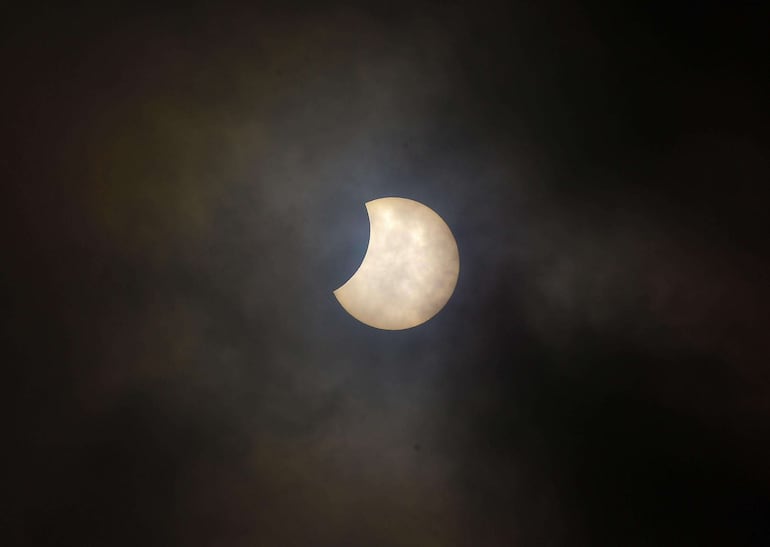 Imagen de referencia de un eclipse.